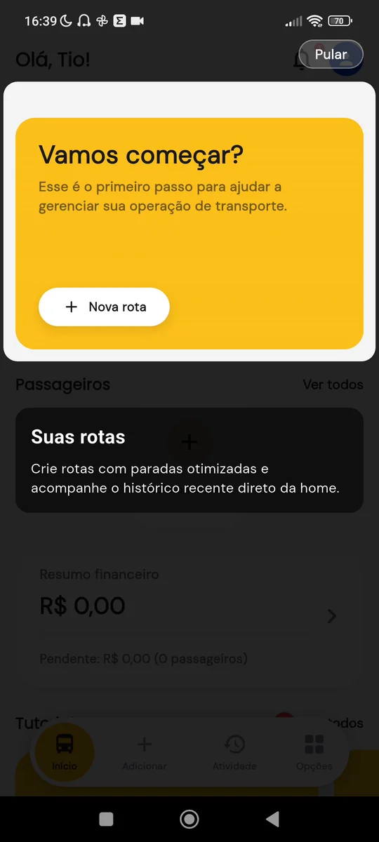 Tela inicial do app com o card Vamos começar e a opção Pular o tour