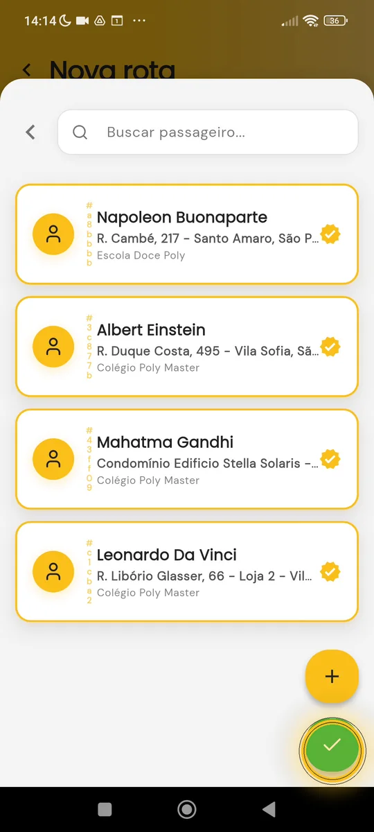 Lista de passageiros de escolas diferentes selecionados
